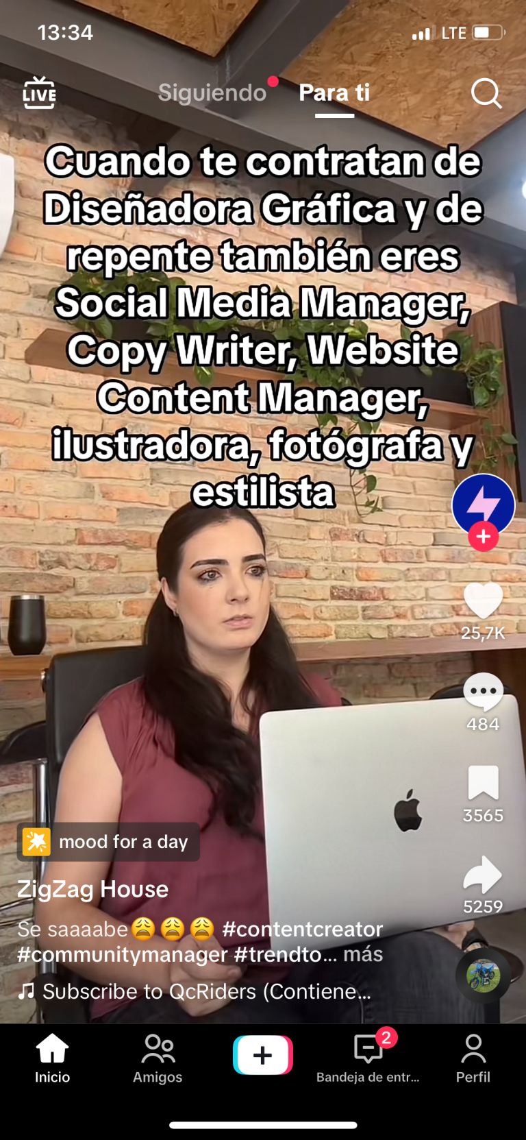 Universal sătesc